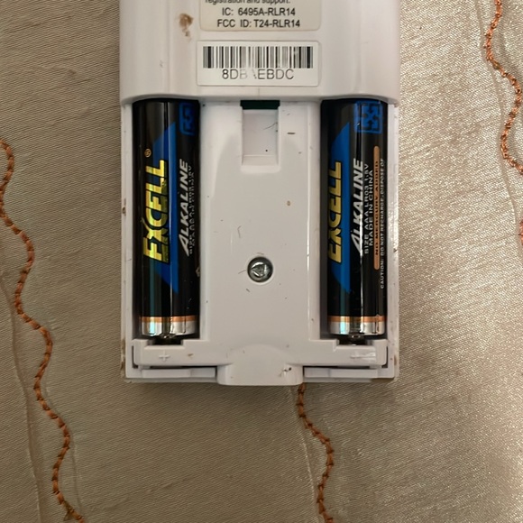 iClicker 2 Remote Control White - Picture 2 of 3